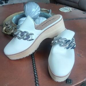 Kelsi Dagger White Platform Chain Mules